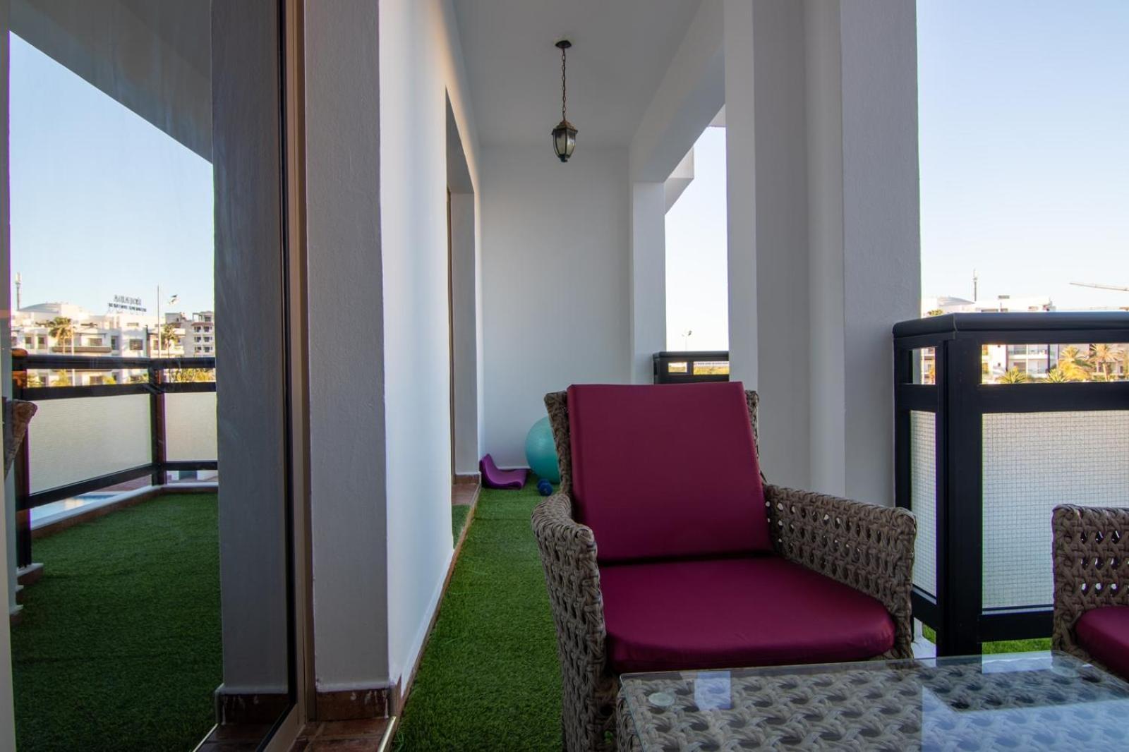 Prime Apt Near Beach With Pool, Amenities, Activities Deals アガディール エクステリア 写真